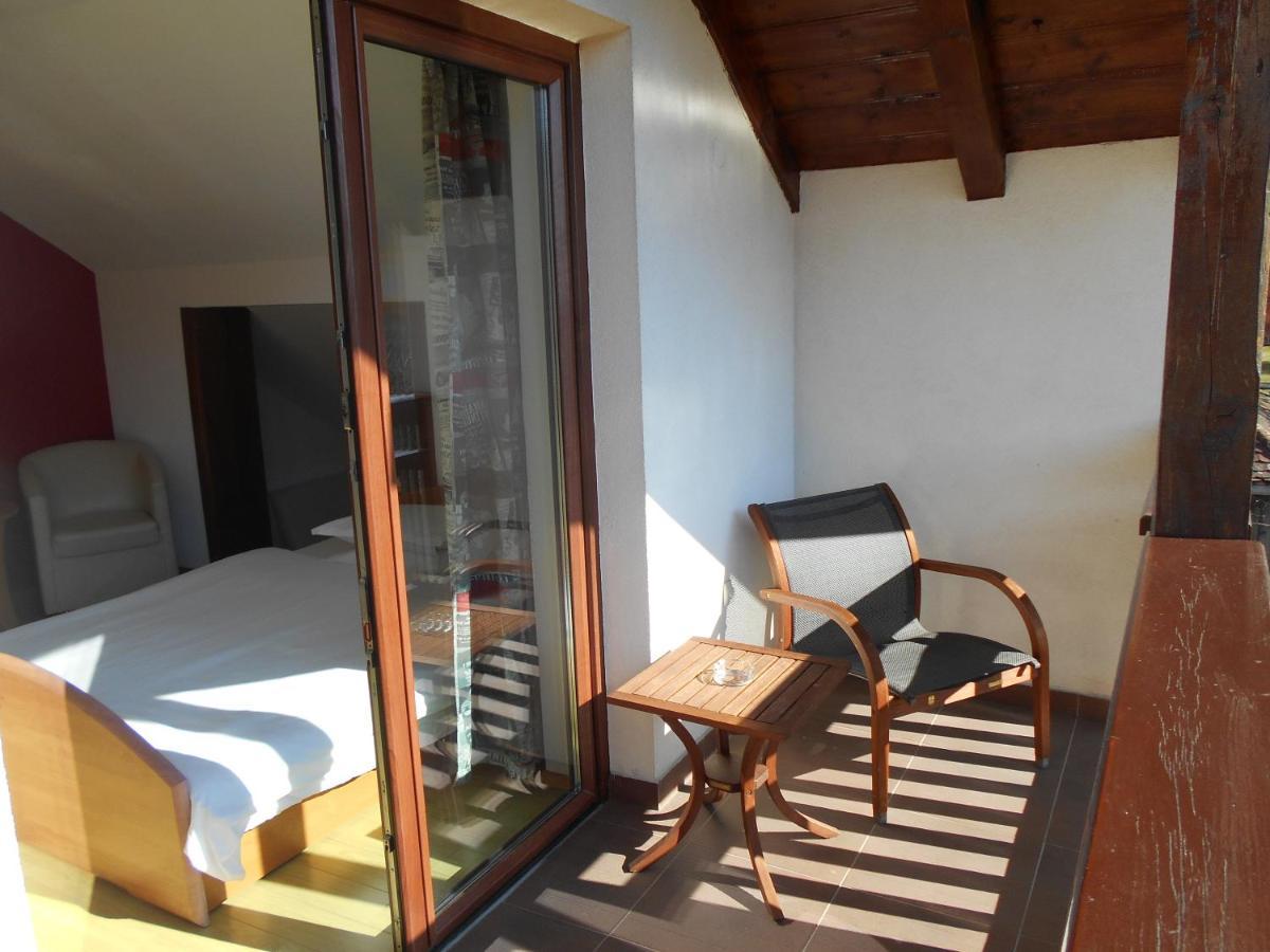 Hotel Casa Rudi & Ella Sălişte Exteriér fotografie