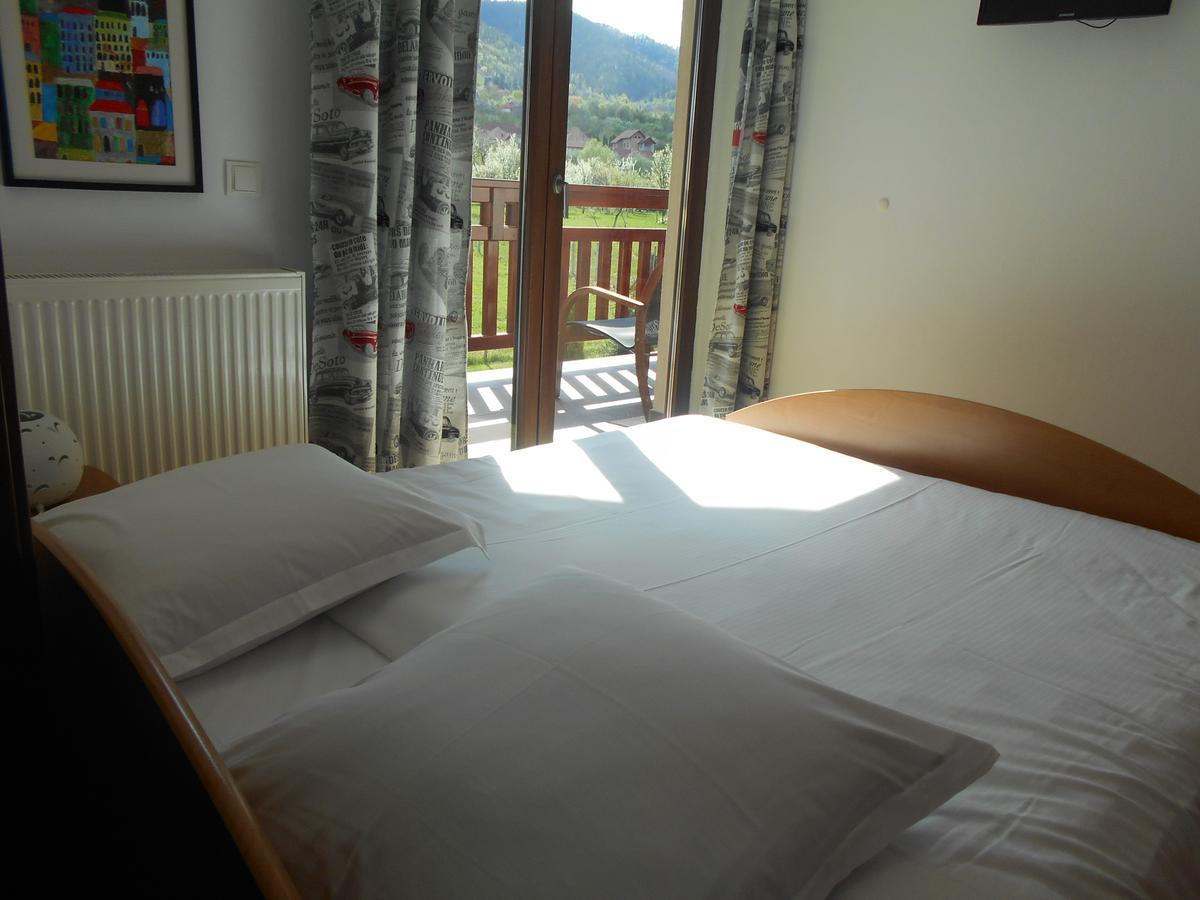 Hotel Casa Rudi & Ella Sălişte Exteriér fotografie